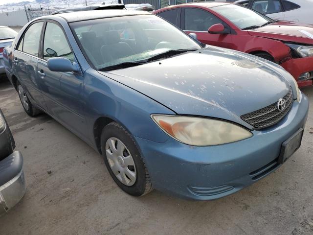 4T1BE32K03U734298 - 2003 TOYOTA CAMRY LE BLUE photo 4