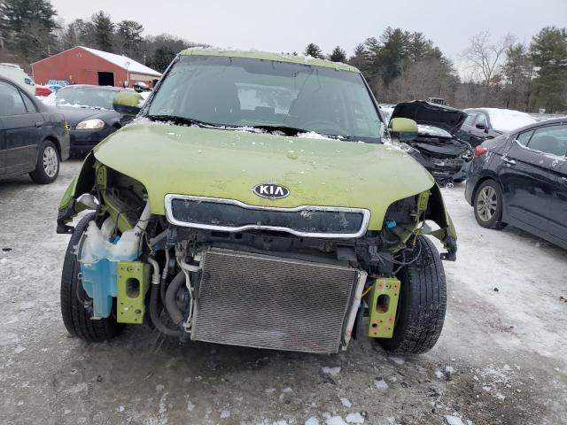 KNDJN2A27E7720010 - 2014 KIA SOUL GREEN photo 5