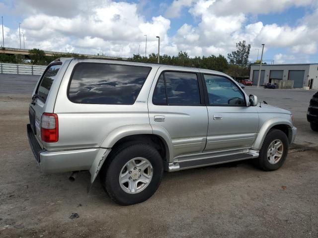 JT3GN87R3Y0159081 - 2000 TOYOTA 4RUNNER LIMITED SILVER photo 3