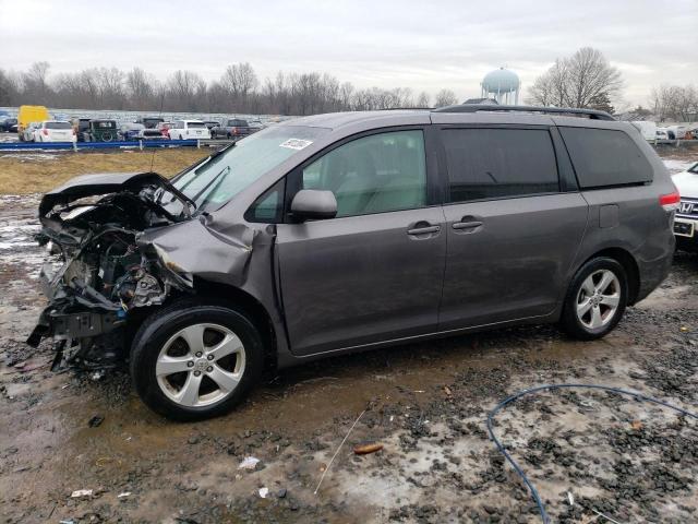 5TDKK3DC6BS038261 - 2011 TOYOTA SIENNA LE GRAY photo 1