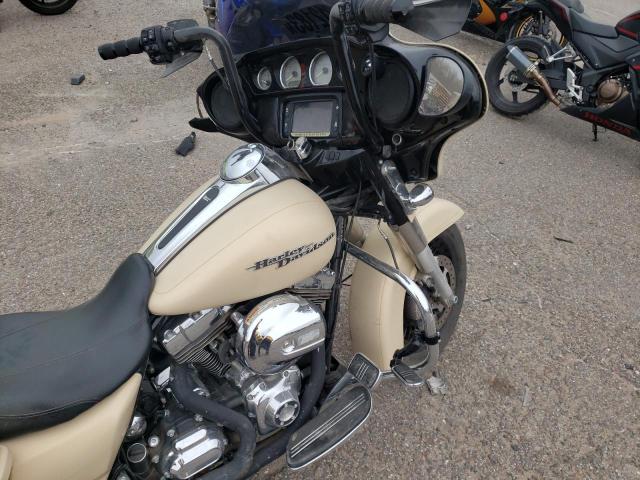 1HD1KRM14EB642690 - 2014 HARLEY-DAVIDSON FLHXS STREET GLIDE SPECIAL CREAM photo 5