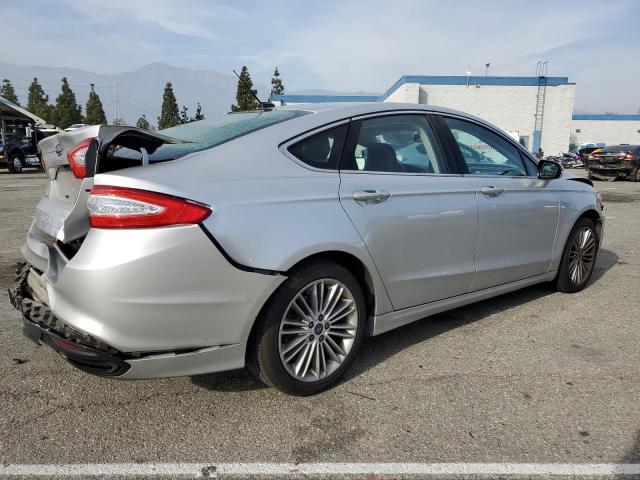 3FA6P0H92GR331638 - 2016 FORD FUSION SE SILVER photo 3