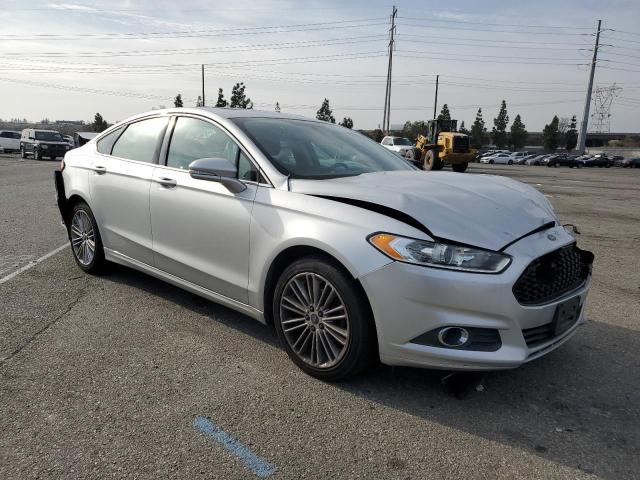 3FA6P0H92GR331638 - 2016 FORD FUSION SE SILVER photo 4