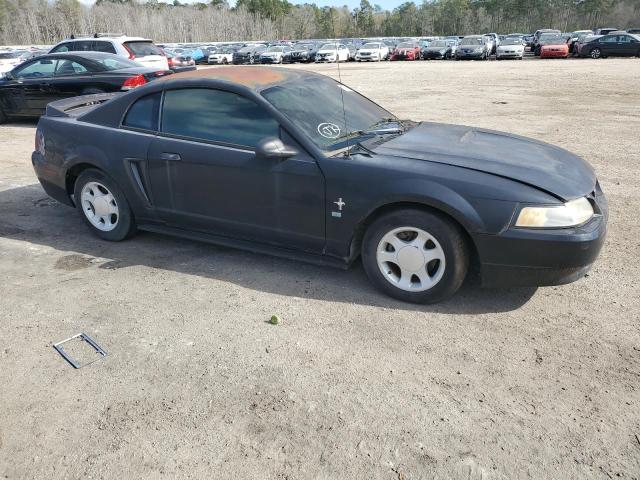 1FAFP4041YF136524 - 2001 FORD MUSTANG BLACK photo 4