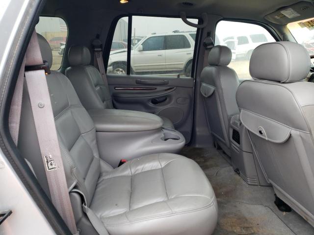 5LMFU28A7YLJ29573 - 2000 LINCOLN NAVIGATOR ვერცხლისფერი ფოტო 10