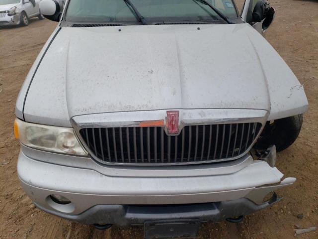 5LMFU28A7YLJ29573 - 2000 LINCOLN NAVIGATOR ვერცხლისფერი ფოტო 11