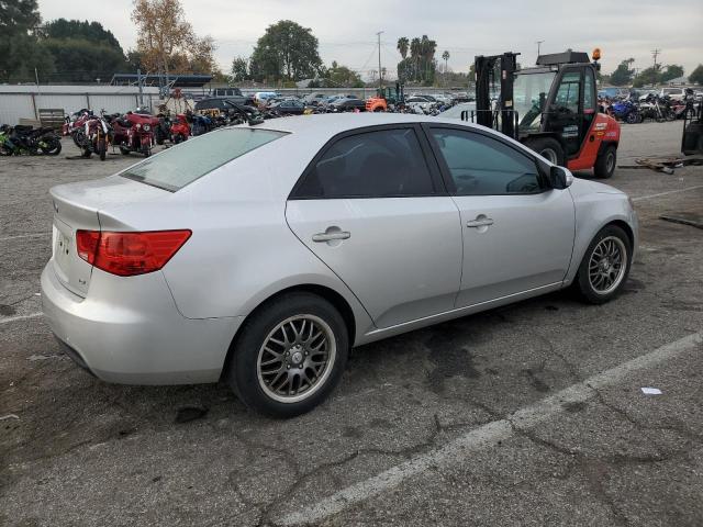 KNAFU4A29A5260520 - 2010 KIA FORTE EX SILVER photo 3