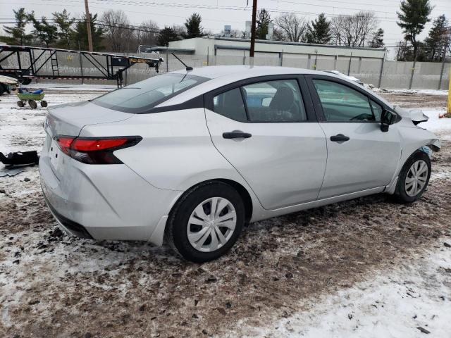 3N1CN8DV5ML858952 - 2021 NISSAN VERSA S SILVER photo 3