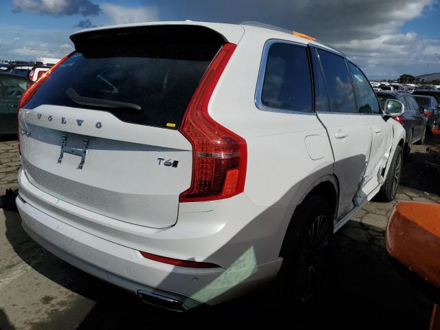 YV4A22PK8M1687226 - 2021 VOLVO XC90 T6 MOMENTUM WHITE photo 3