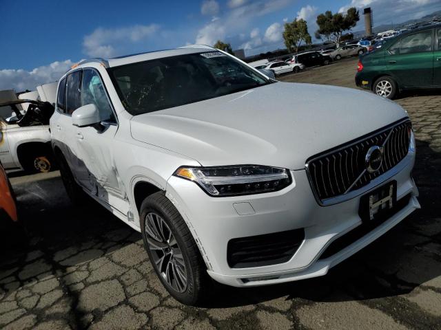 YV4A22PK8M1687226 - 2021 VOLVO XC90 T6 MOMENTUM WHITE photo 4