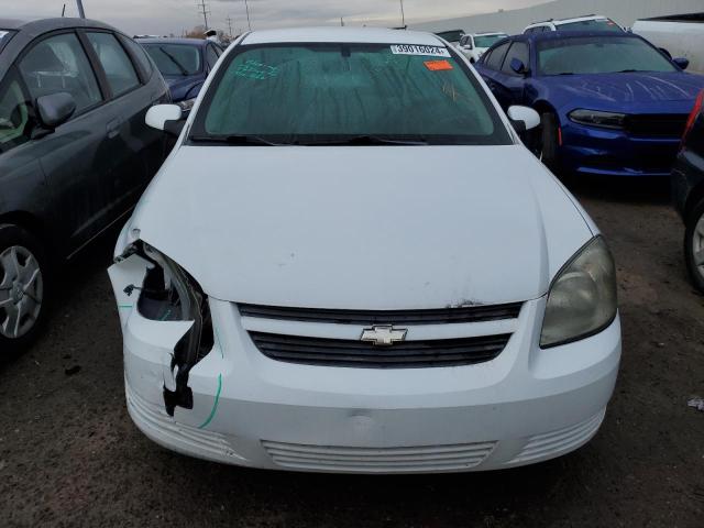 1G1AL58F287221063 - 2008 CHEVROLET COBALT LT WHITE photo 5