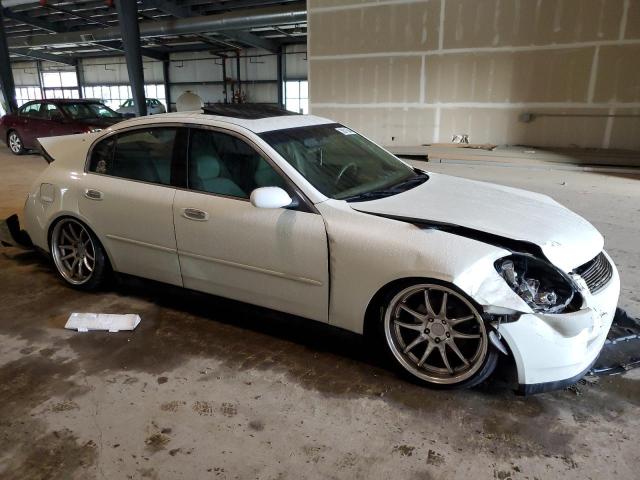 JNKCV51E14M107237 - 2004 INFINITI G35 WHITE photo 4