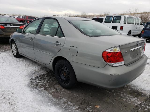 4T1BE32K55U549280 - 2005 TOYOTA CAMRY LE SILVER photo 2