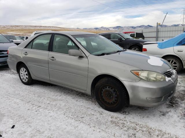 4T1BE32K55U549280 - 2005 TOYOTA CAMRY LE SILVER photo 4