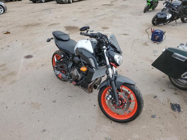 JYARM27E8KA004539 - 2019 YAMAHA MT07 TWO TONE photo 1