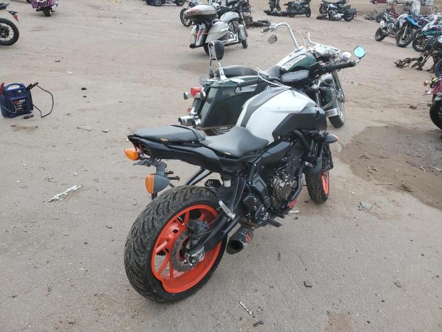 JYARM27E8KA004539 - 2019 YAMAHA MT07 TWO TONE photo 4