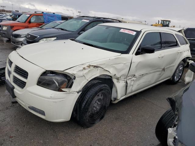 2D4FV48T85H533981 - 2005 DODGE MAGNUM SE WHITE photo 1