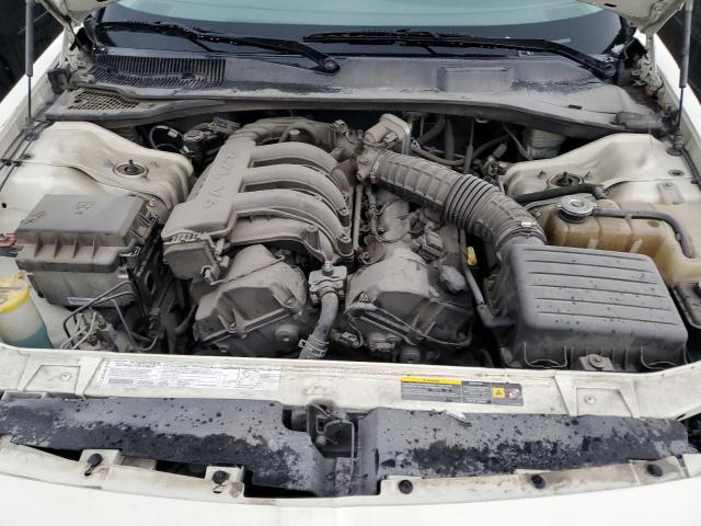 2D4FV48T85H533981 - 2005 DODGE MAGNUM SE WHITE photo 11