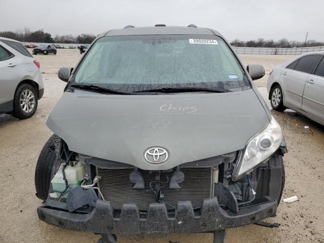 5TDYK3DC9CS203201 - 2012 TOYOTA SIENNA XLE CHARCOAL photo 5