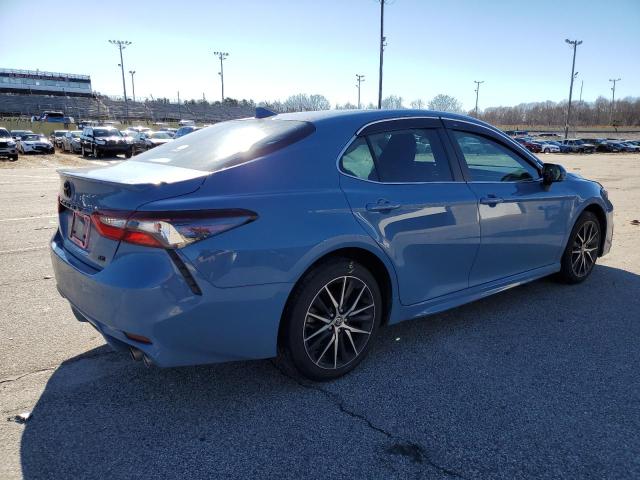 4T1G11AK8PU122458 - 2023 TOYOTA CAMRY SE NIGHT SHADE BLUE photo 3