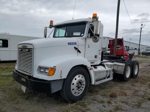 1FUJACAS91LH83656 - 2001 FREIGHTLINER CONVENTION FLD112 WHITE photo 2