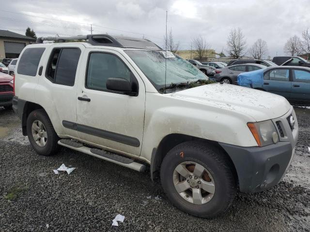 5N1AN0NW7DN818106 - 2013 NISSAN XTERRA X WHITE photo 4