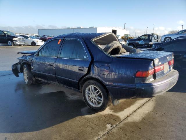 JT2BG22K6W0136777 - 1998 TOYOTA CAMRY CE BLUE photo 2