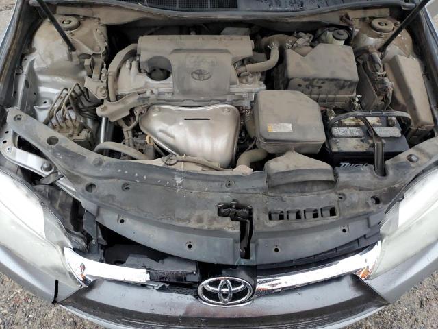 4T1BF1FK1GU588317 - 2016 TOYOTA CAMRY LE SILVER photo 11