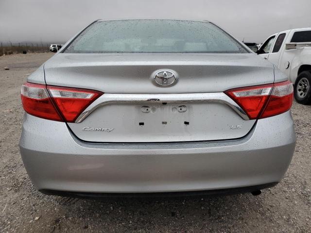 4T1BF1FK1GU588317 - 2016 TOYOTA CAMRY LE SILVER photo 6