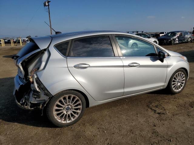 3FADP4FJ9EM235608 - 2014 FORD FIESTA TITANIUM SILVER photo 3