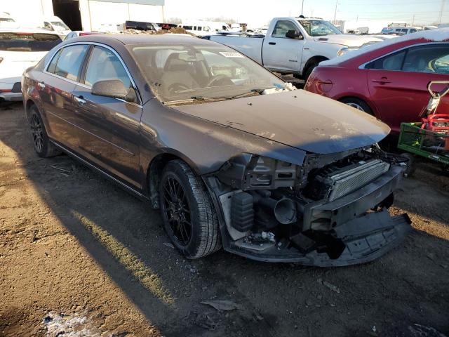 1G1ZC5E00CF246500 - 2012 CHEVROLET MALIBU 1LT ნაცრისფერი ფოტო 4