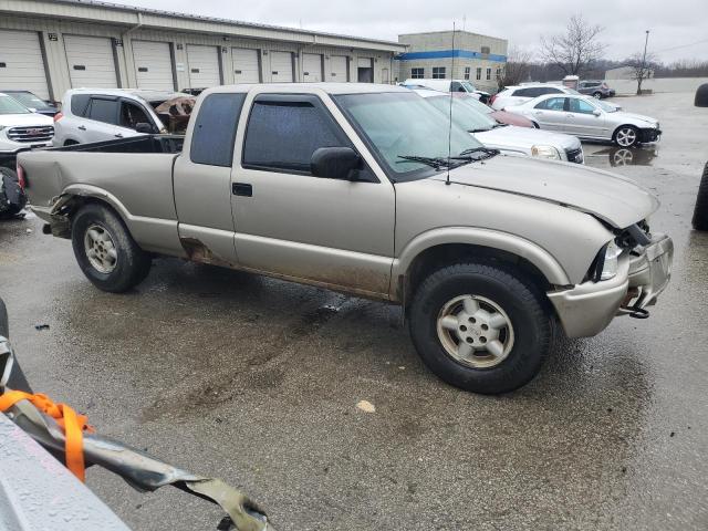 1GTDT19W228169107 - 2002 GMC SONOMA GOLD photo 4