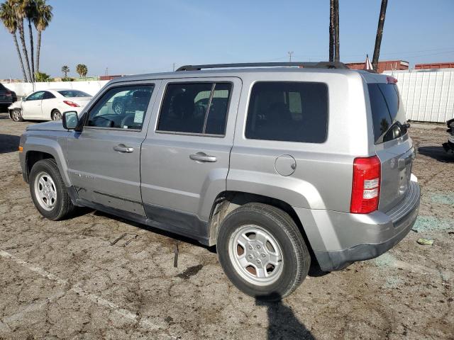 1C4NJPBA0FD341224 - 2015 JEEP PATRIOT SPORT GRAY photo 2