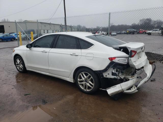 3FA6P0H73GR284814 - 2016 FORD FUSION SE WHITE photo 2