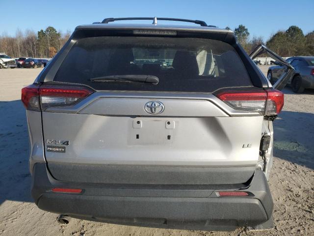 2T3K1RFVXLW099763 - 2020 TOYOTA RAV4 LE SILVER photo 6