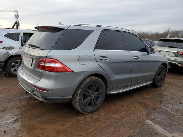 4JGDA5HBXCA042803 - 2012 MERCEDES-BENZ ML 350 4MATIC SILVER photo 3