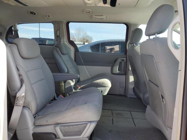 2A8HR54PX8R736743 - 2008 CHRYSLER TOWN & COU TOURING RED photo 11