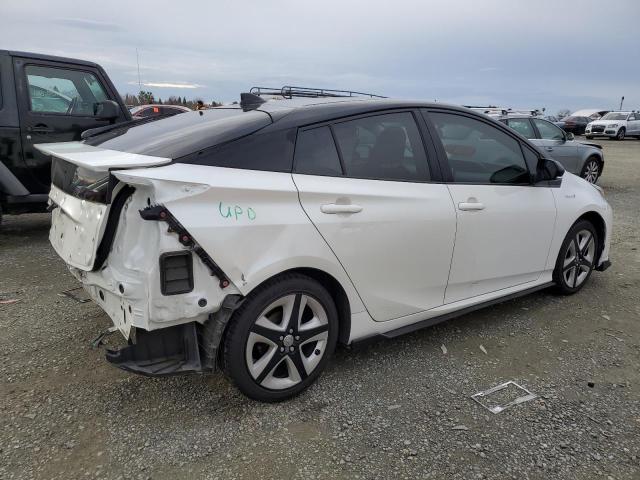 JTDKBRFU1G3527006 - 2016 TOYOTA PRIUS WHITE photo 3