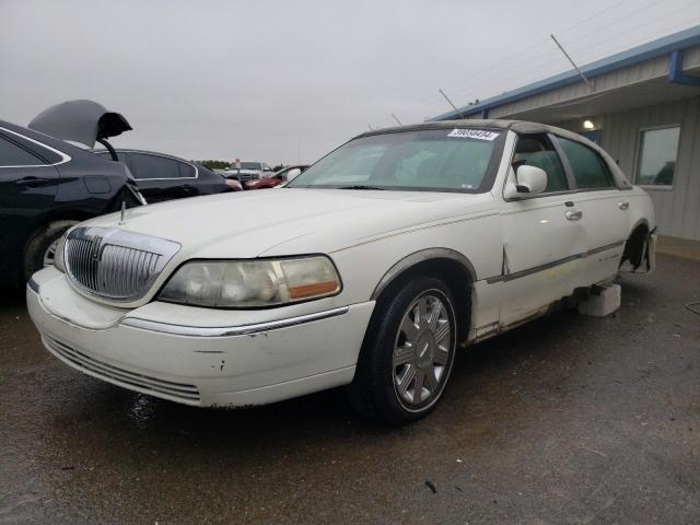 2005 LINCOLN TOWN CAR SIGNATURE LIMITED, 