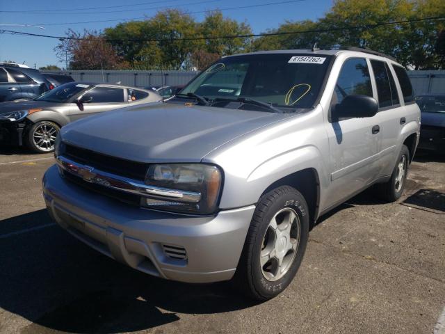 1GNDS13S262339085 - 2006 CHEVROLET TRAILBLAZE LS SILVER photo 2