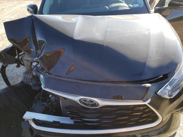 5TDGZRAH6NS559425 - 2022 TOYOTA HIGHLANDER XLE BLACK photo 12
