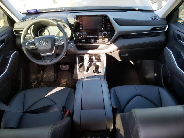 5TDGZRAH6NS559425 - 2022 TOYOTA HIGHLANDER XLE BLACK photo 8