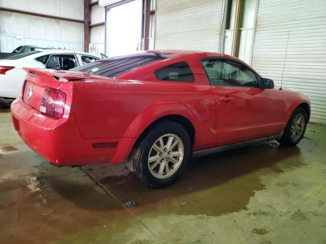 1ZVHT80N085198207 - 2008 FORD MUSTANG RED photo 3