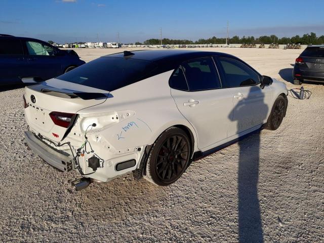 4T1KZ1AK3NU061486 - 2022 TOYOTA CAMRY TRD WHITE photo 3