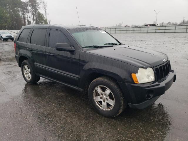 1J8GR48K77C610416 - 2007 JEEP GRAND CHER LAREDO BLACK photo 4