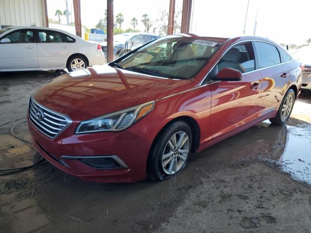 5NPE24AF1HH465816 - 2017 HYUNDAI SONATA SE RED photo 1