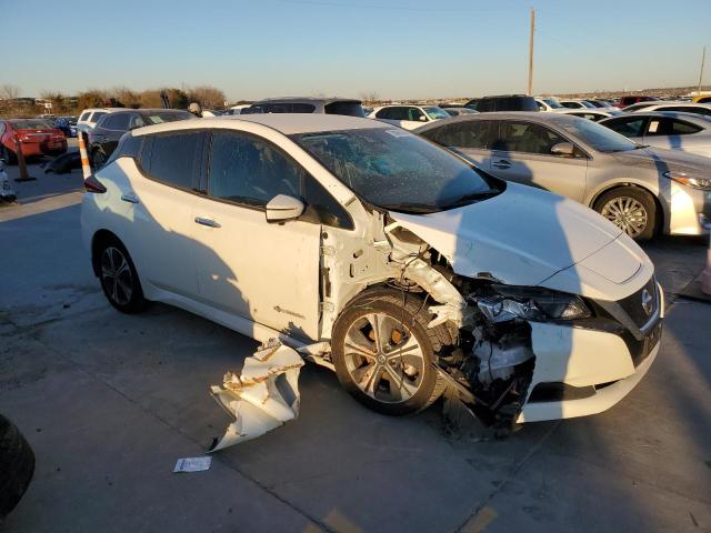 1N4AZ1CP2JC312948 - 2018 NISSAN LEAF S WHITE photo 4