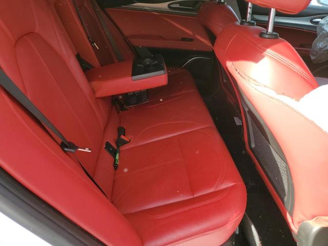 ZASFAKPN0J7B89625 - 2018 ALFA ROMEO STELVIO SPORT Schwarz Foto 11