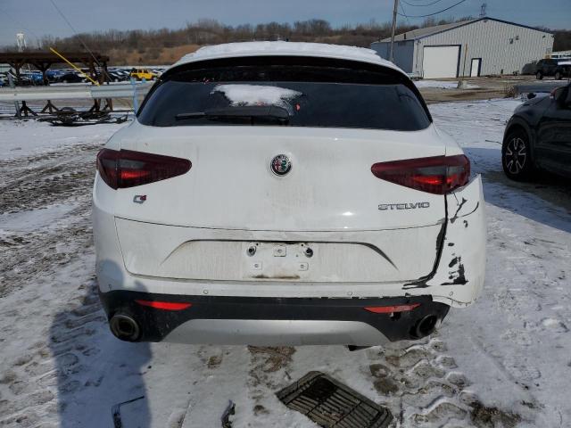 ZASFAKPN0J7B89625 - 2018 ALFA ROMEO STELVIO SPORT Schwarz Foto 6