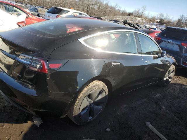 5YJ3E1EB2JF068253 - 2018 TESLA MODEL 3 BLACK photo 3